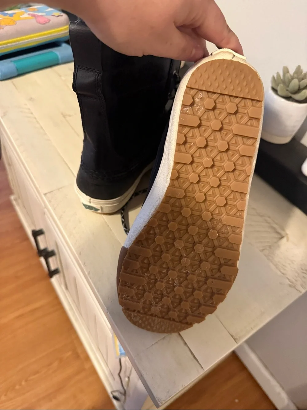 Vans Black Winter Lace-Up Boots with Green Stripe